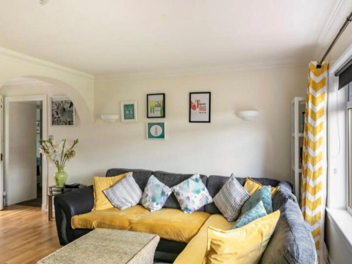 Home To Home Stay Apartment กลาสโกว์ ภายนอก รูปภาพ